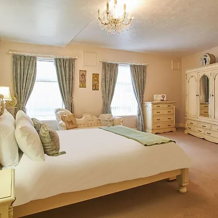 Host & Stay - Regency Mansions Apartment Redcar Exterior photo